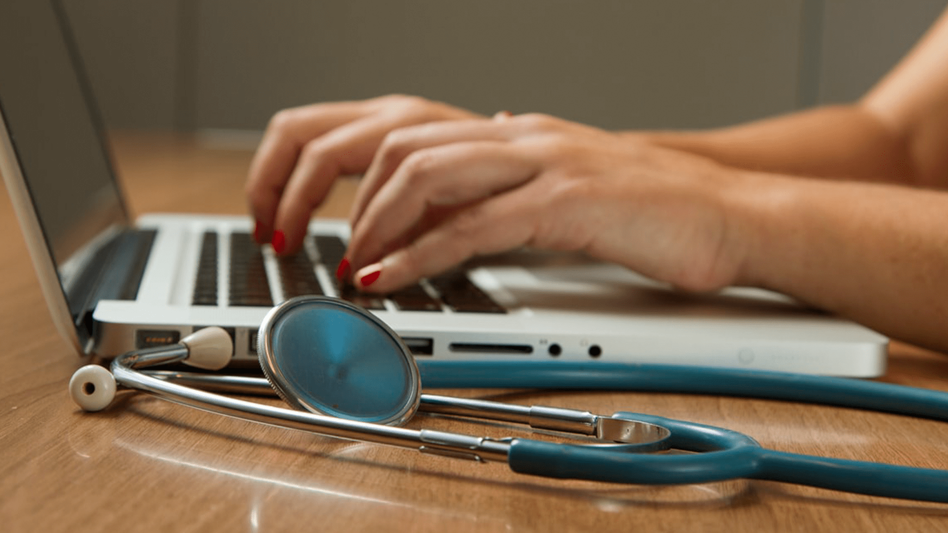 How Can Hospitals Benefit from a Digital Visitor Management System