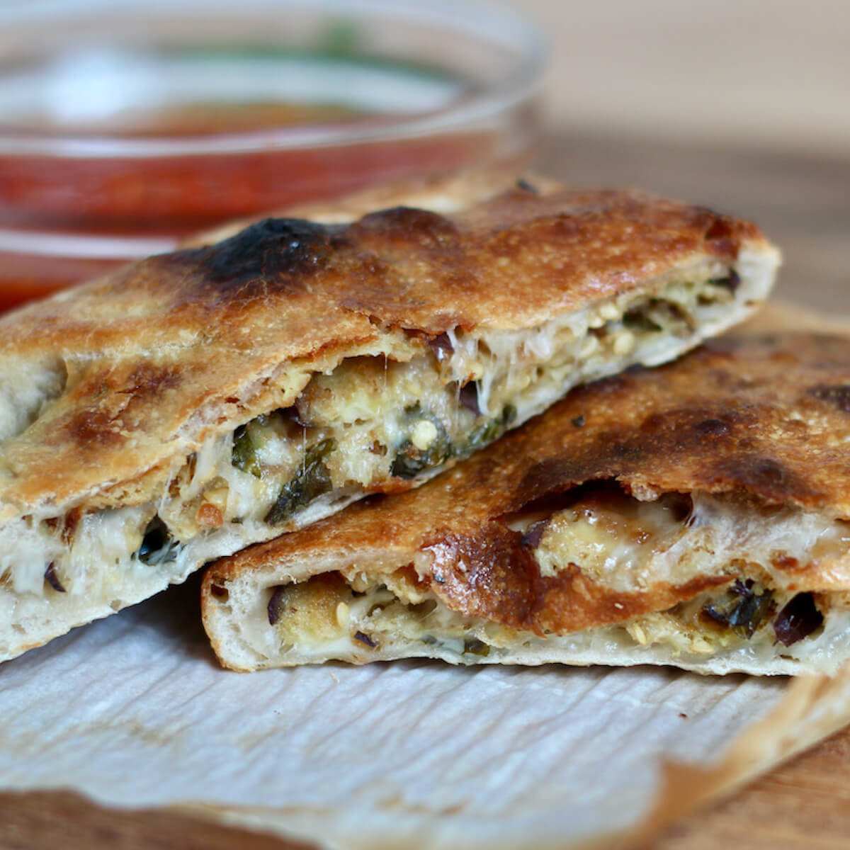How to Reheat Calzone (6 Methods Tested) Everyday Homemade