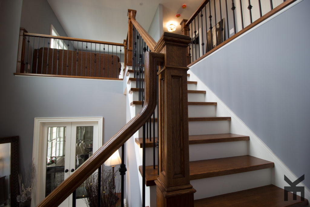 ENZOKHAN Ltd. Stairs & Railings