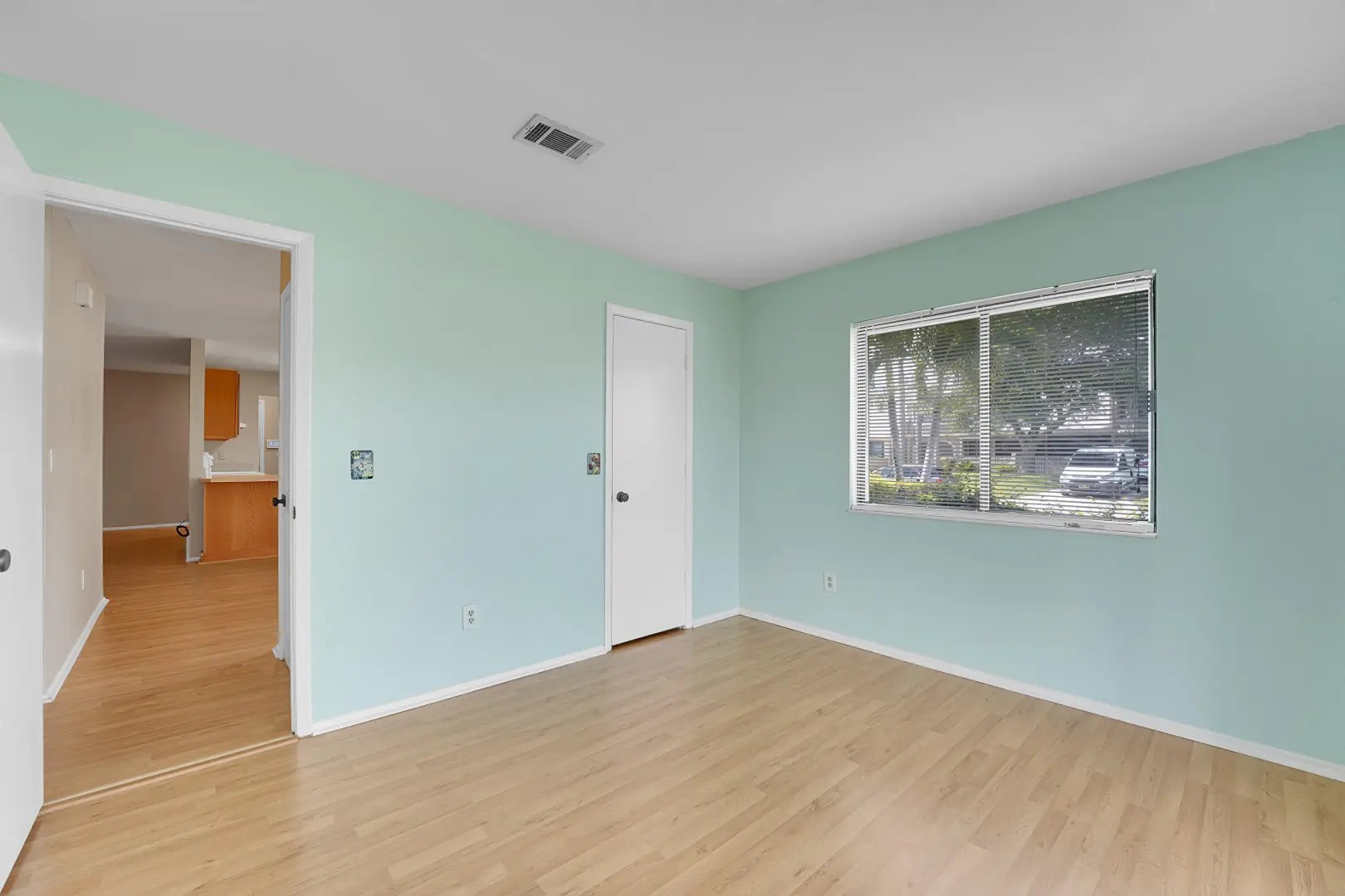 1543 SE Dewberry Court, Port St Lucie Lyngate Echo Fine Properties