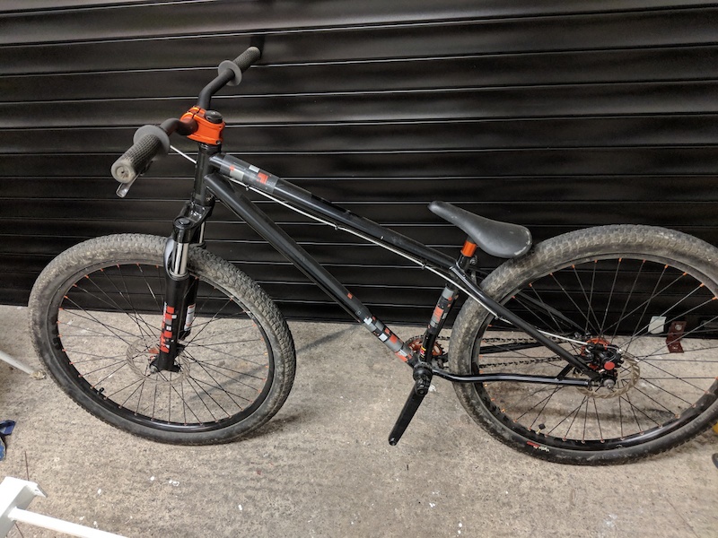 Specialized P2 Dirt jump bike For Sale
