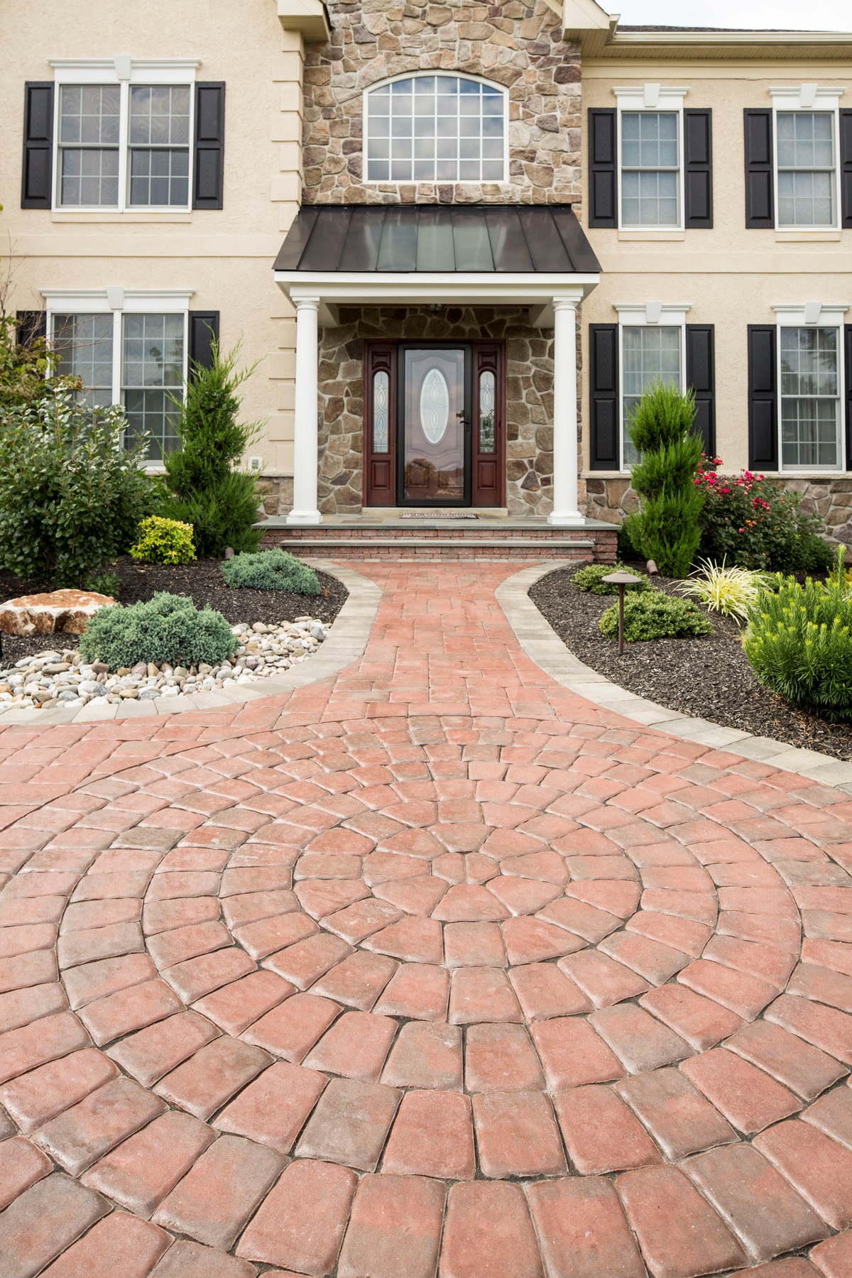 EP Henry 21_583walkwayspavers EP Henry