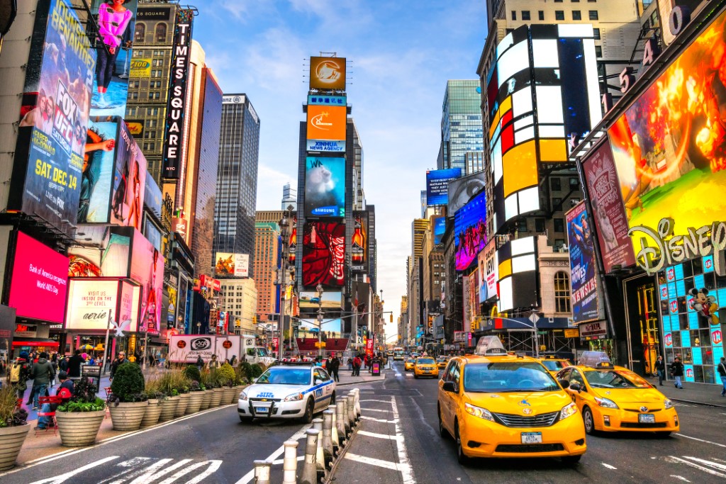 NYC Bucket List 85+ Things to Do in New York