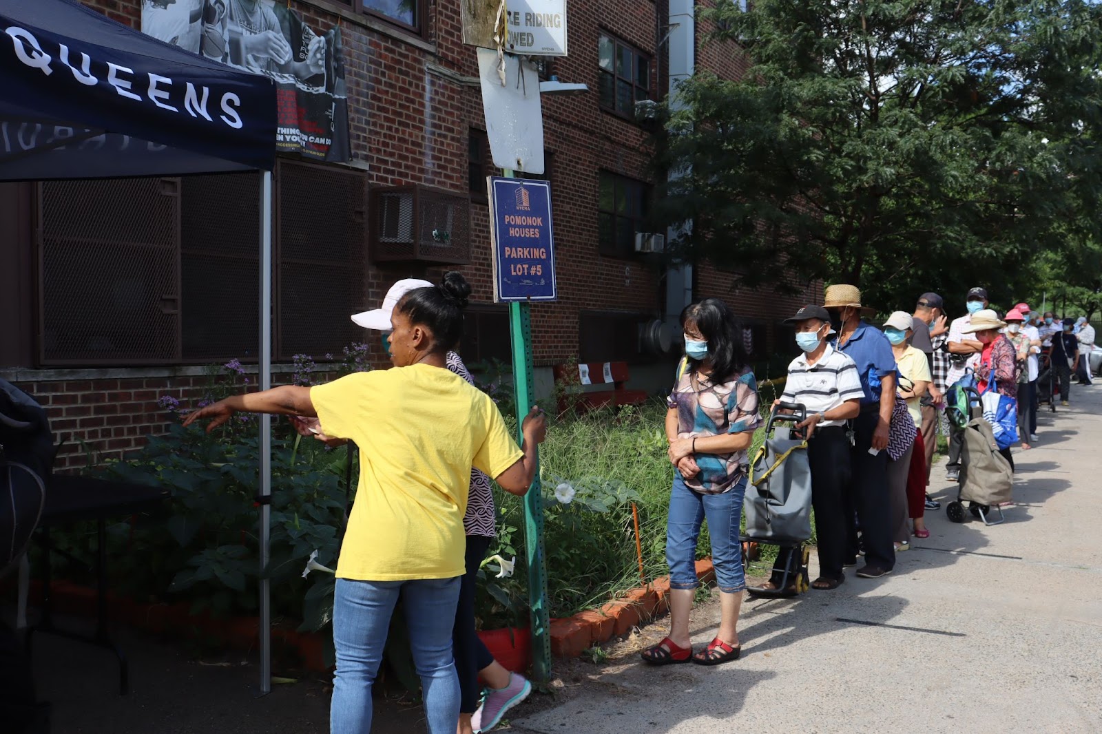 A day in the life of a food pantry worker Epicenter NYC