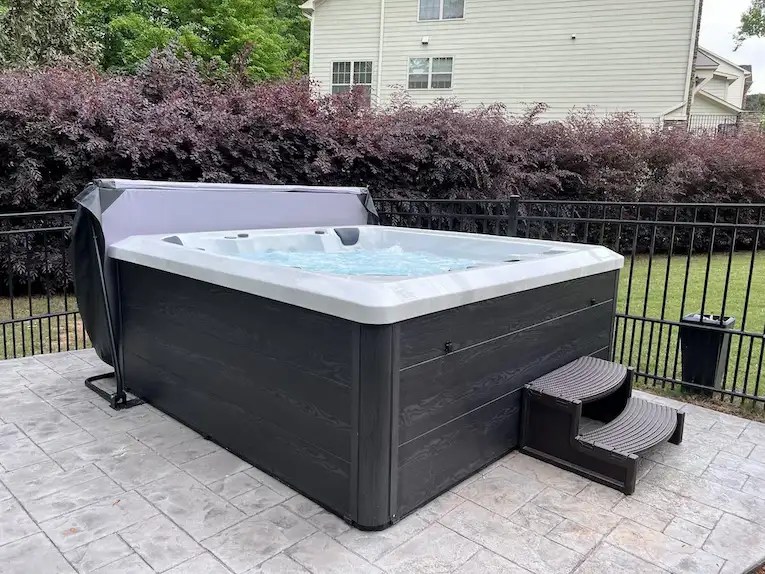 How To Move a Hot Tub? 8 Steps You Need to Follow