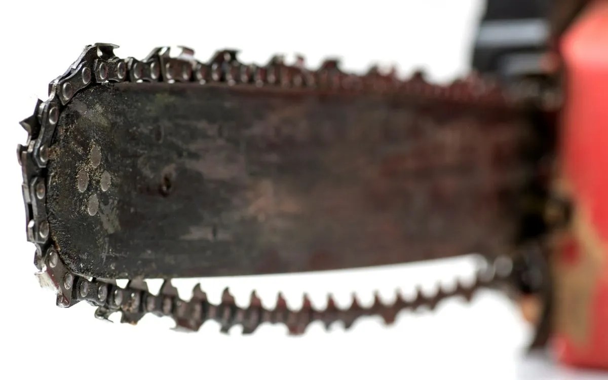 How To Properly Tighten A Chainsaw Chain / How To Tighten Stihl