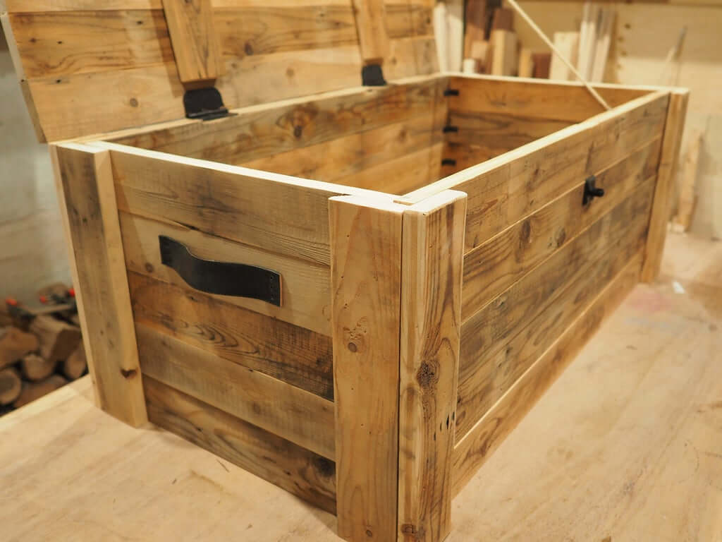 32 Free DIY Wooden Chest Plans Handy Keen