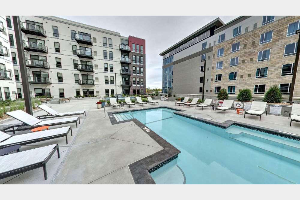 Elan West End EmanuelsonPodas, Inc.