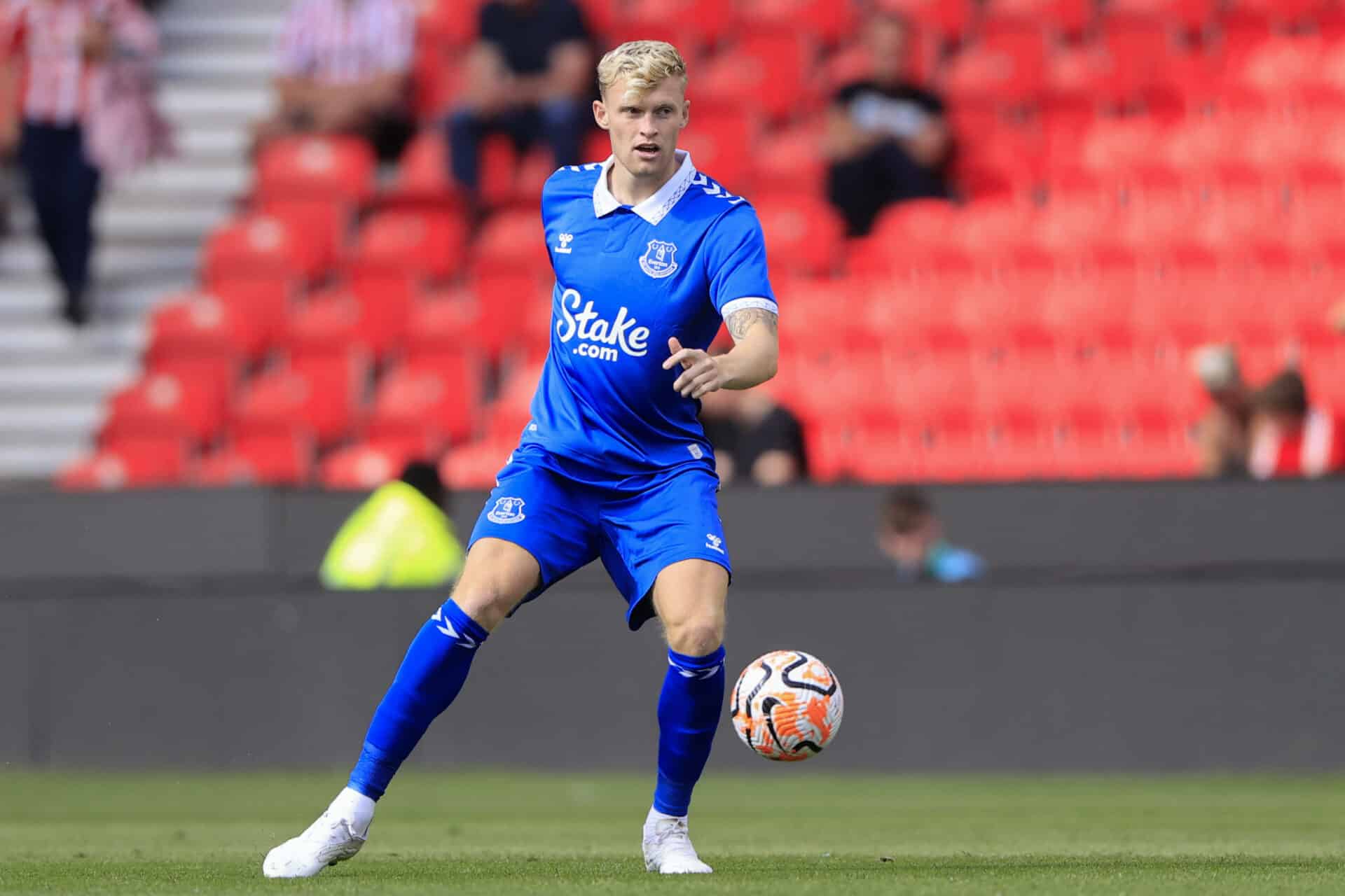 Report Man Utd Eye Branthwaite, Everton Says No Deal