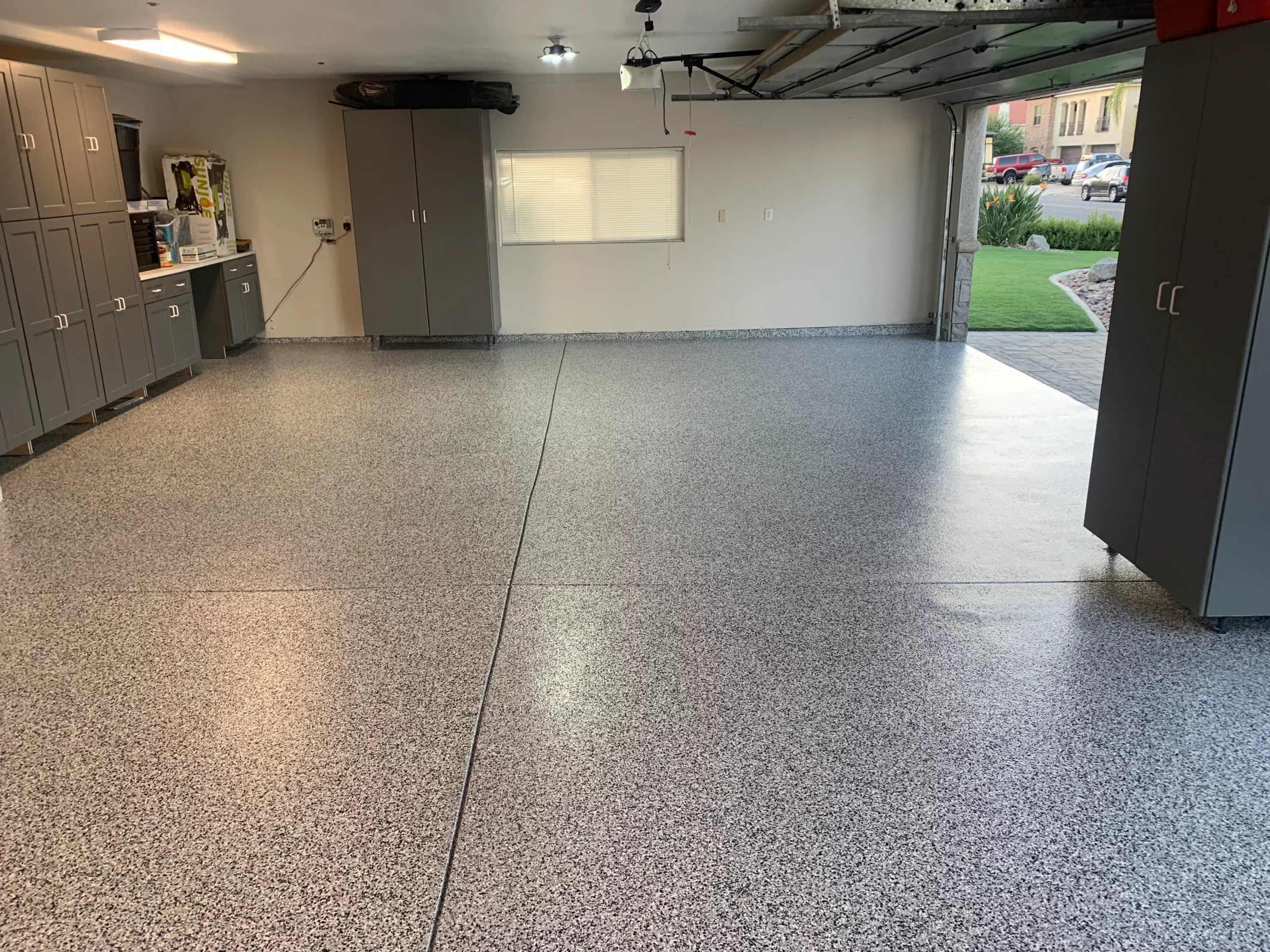 Best Epoxy Garage Floor Coating Contractors in Riverside, CA Epoxy Time