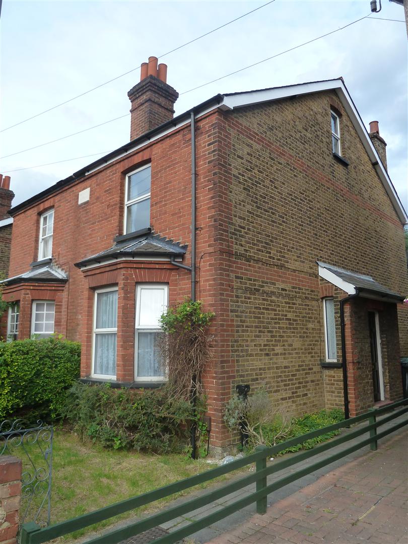 4 Bedroom House Epsom Student Rooms