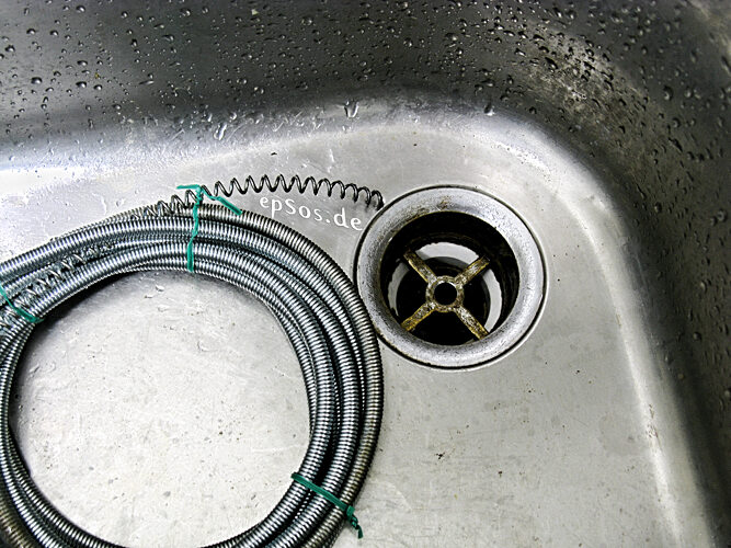 Clogged Drain Cleaning of Kitchen Sink or Bathroom Shower epsos.de