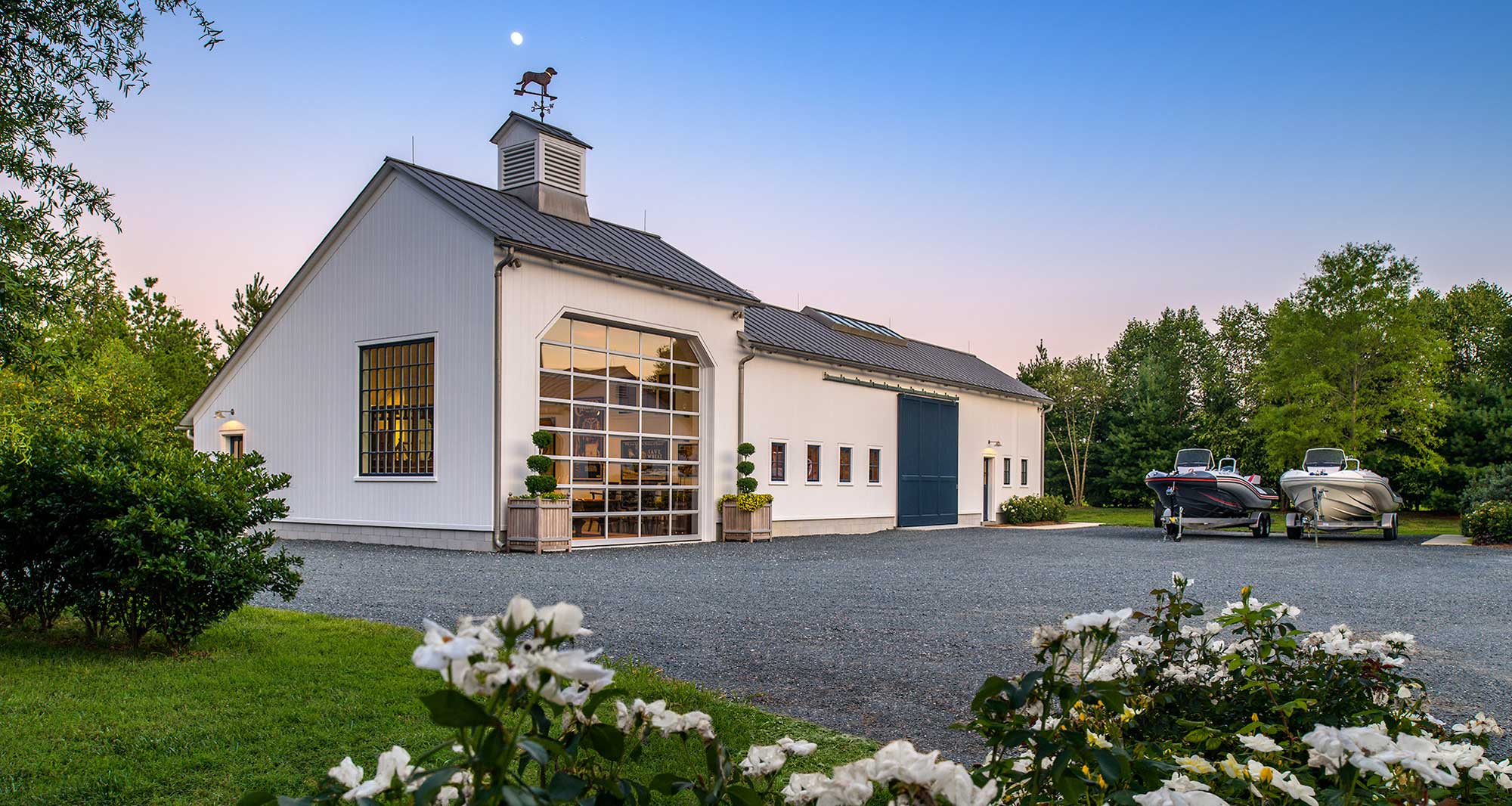 A KENNEL ON A HORSE FARM Equestrian Living