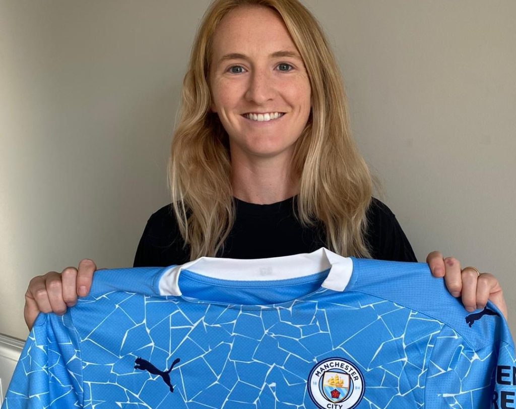 Sam Mewis makes the bold choice to sharpen her game at Man City
