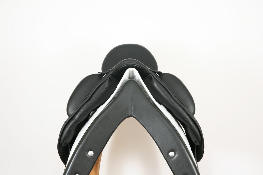 Used Erreplus Freestyle Monoflap Dressage 17 36 Saddle 5635 Equestrian Imports