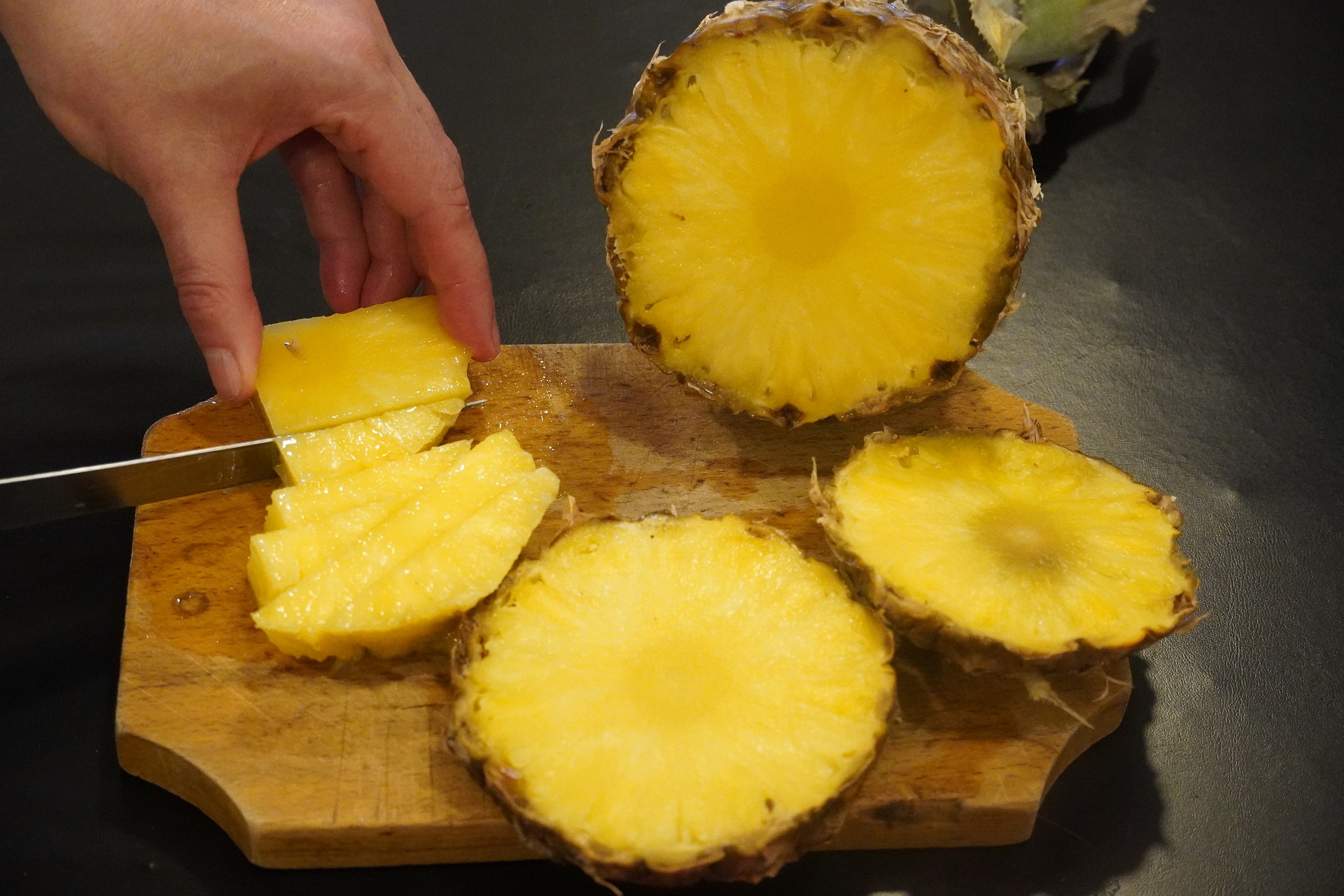 Can Horses Eat Pineapple? (Core, Flesh and Spikey Skin) Equineigh