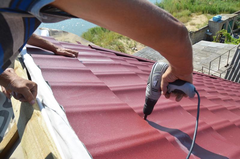 How To Cut Metal Roofing A StepbyStep Guide EBR