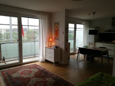 792 apartments for rent in Cologne Erasmus Play