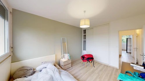 58 Private rooms for rent in Limoges Erasmus Play