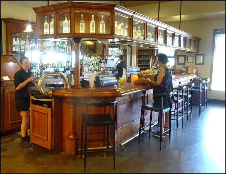 Review of The Ridge Bar and Grill Auburn, CA