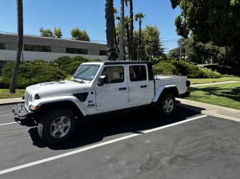 Salvage Jeep Gladiators for Sale