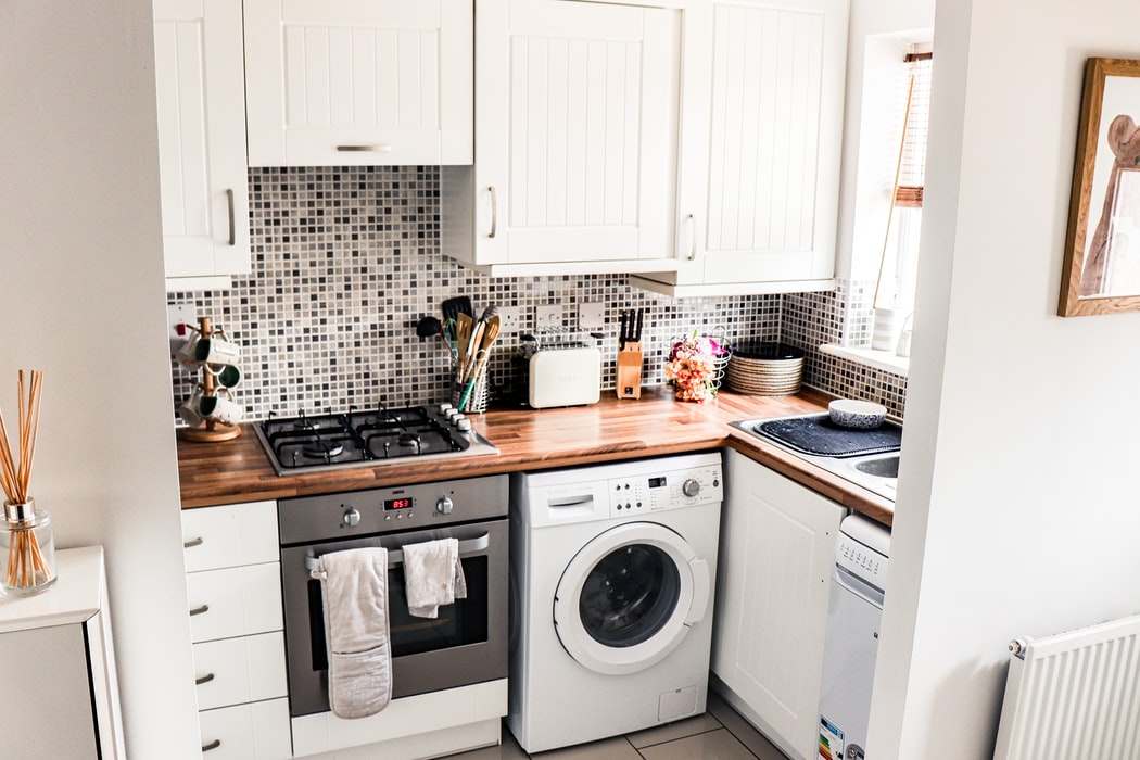 Appliances, Closet Space, and Other Essentials to Consider When Comparing Apartments Erica R