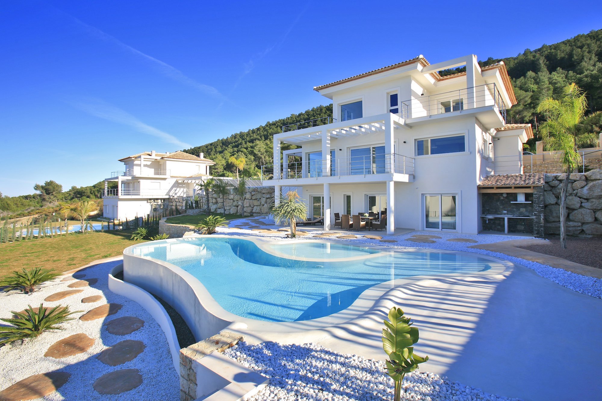Is Spain Still the Number 1 Place for Brits to Buy Overseas Property