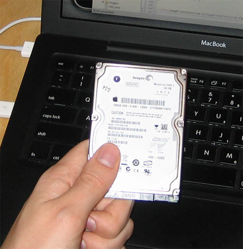 Tech Solver How to save file from a dead laptop