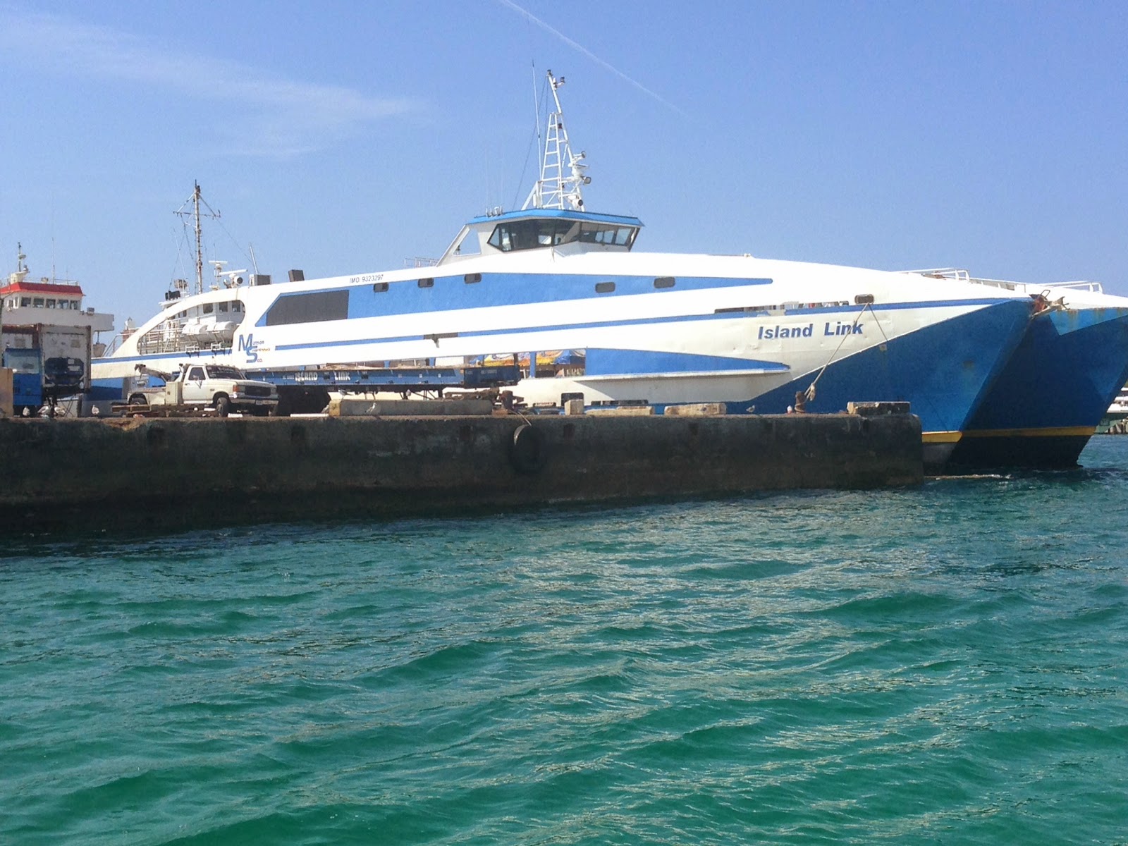 Photo Essay Bahamas Mailboats July 2014 Potter's Cay Dock Nassau from