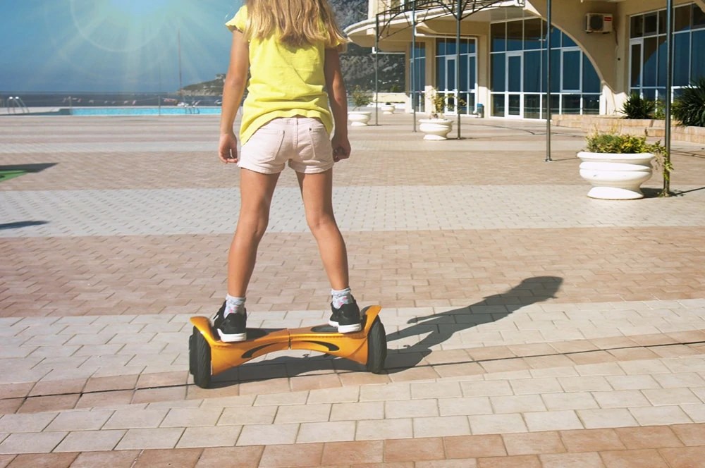 7 Best Hoverboards for Kids 2024 (Ultimate Buyer's Guide)