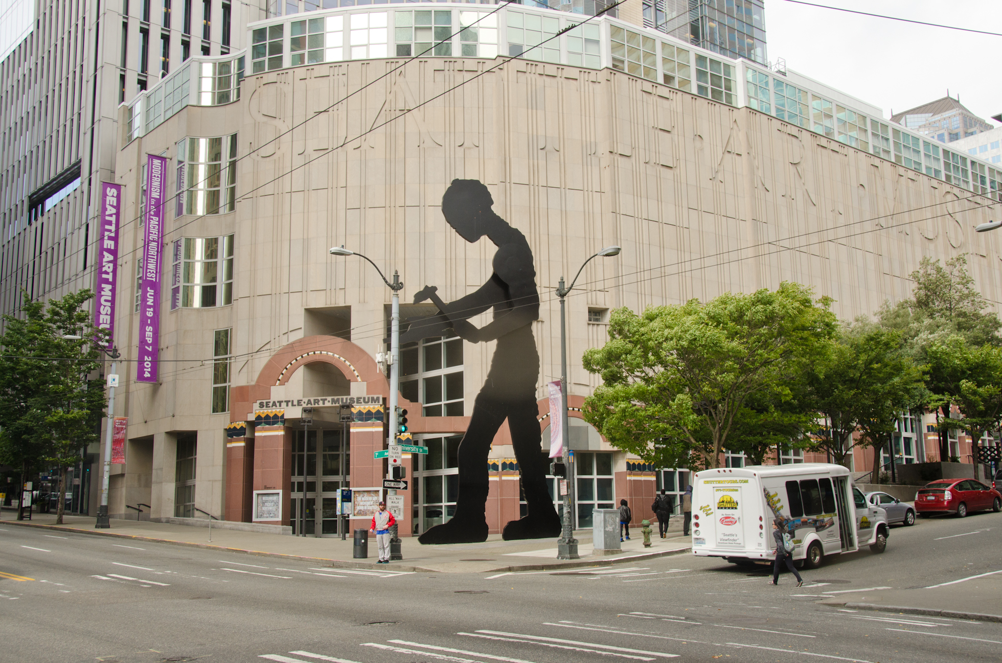 Seattle’s first Thursday Free Museum Day program ErikTomrenWrites