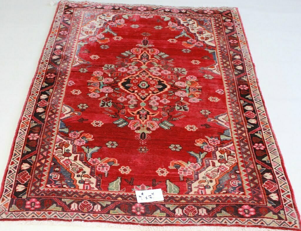 Home Rug shop in Berkeley