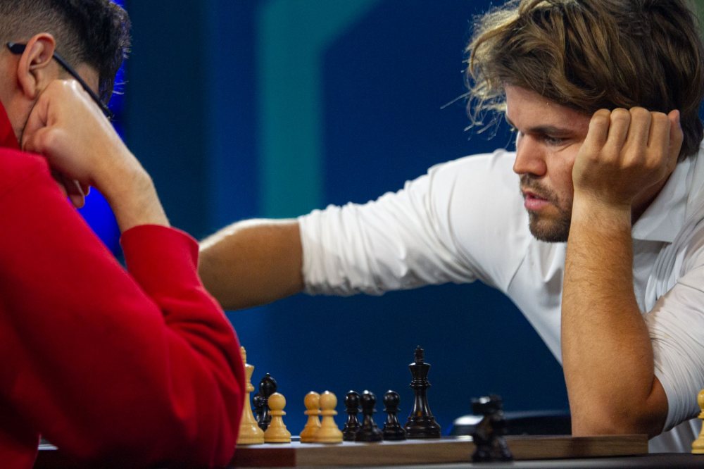 Final del Champions Chess Tour Carlsen gana la ronda preliminatoria y