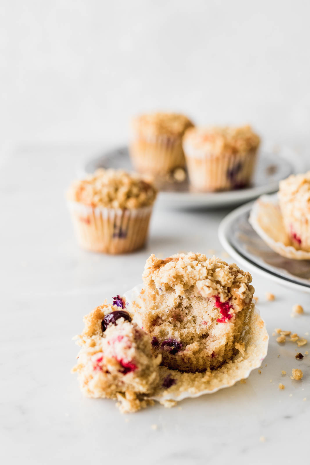 Muffins de frambuesas y arándanos Cravings Journal