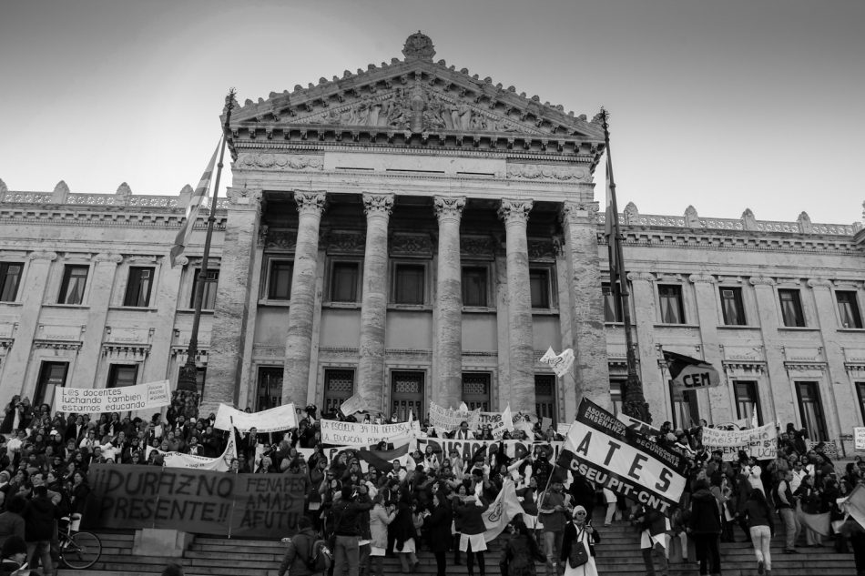 La tentación totalitaria de los sindicatos uruguayos