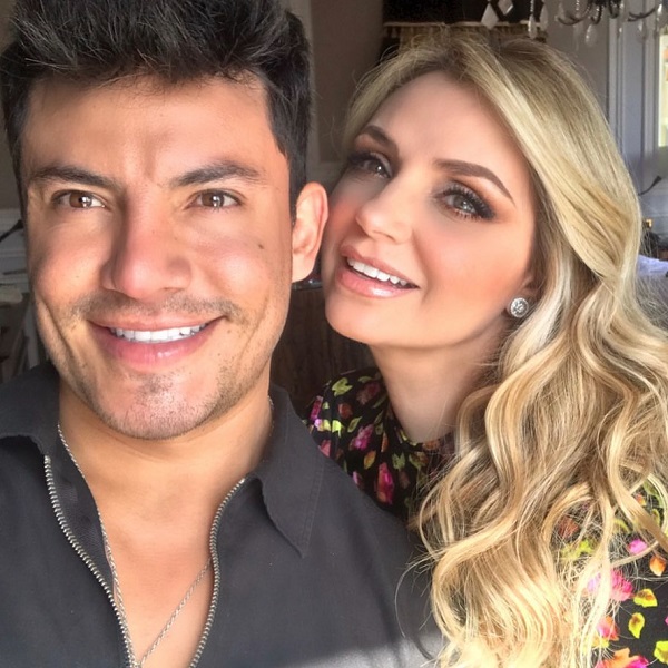 Julia Conoce Al Hijo De Gaviota