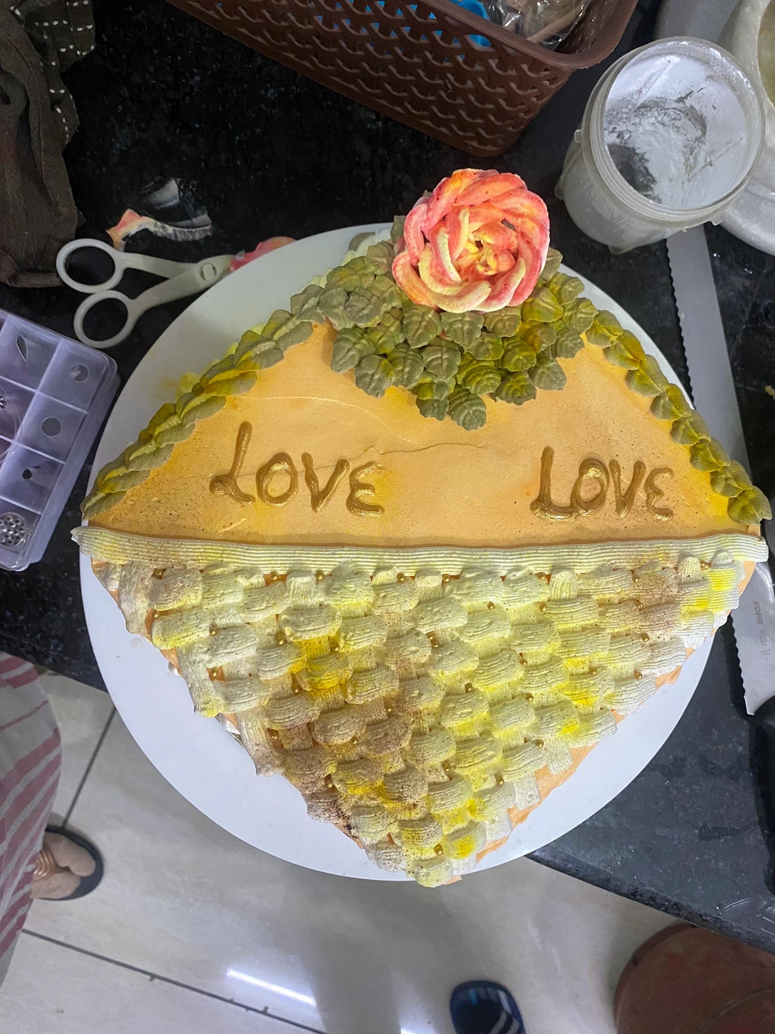 Designer Cake Escakes Patisserie