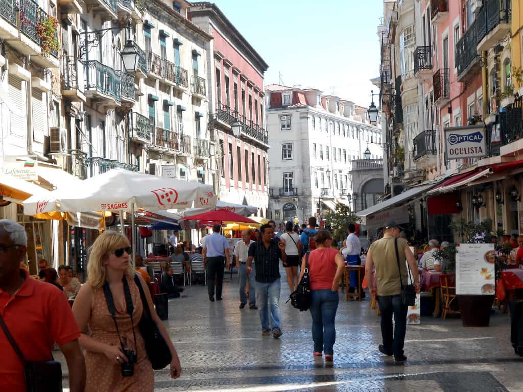 Nonstop Flights Chicago to Lisbon 400440 r/t