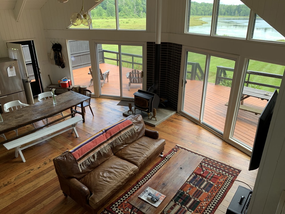 ESCAPE BROOKLYN Lakefront AFrame in Parksville, NY