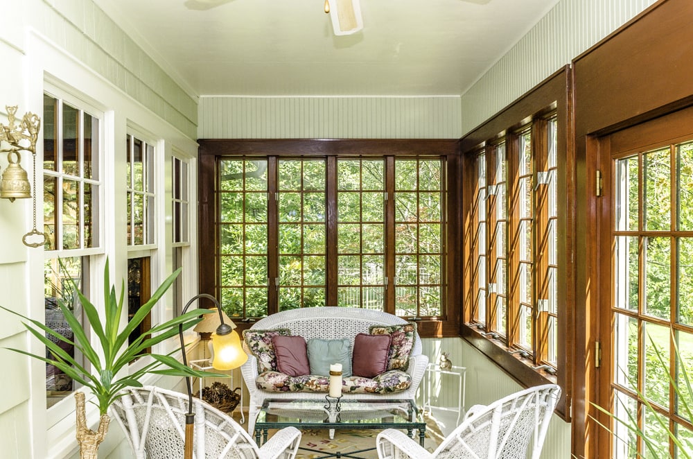 ESCAPE BROOKLYN A Farmhouse in Highland Lake, NY