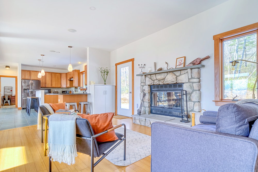 ESCAPE BROOKLYN A Modern Home in Mt. Tremper, NY