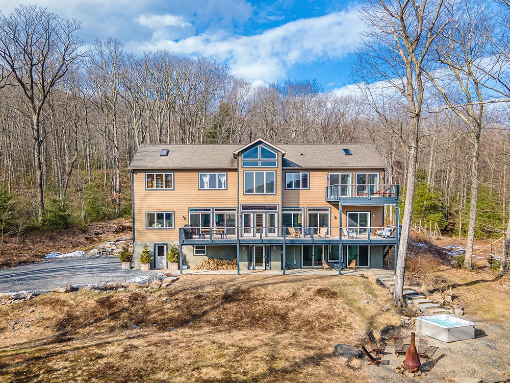 ESCAPE BROOKLYN A Modern Home in Mt. Tremper, NY