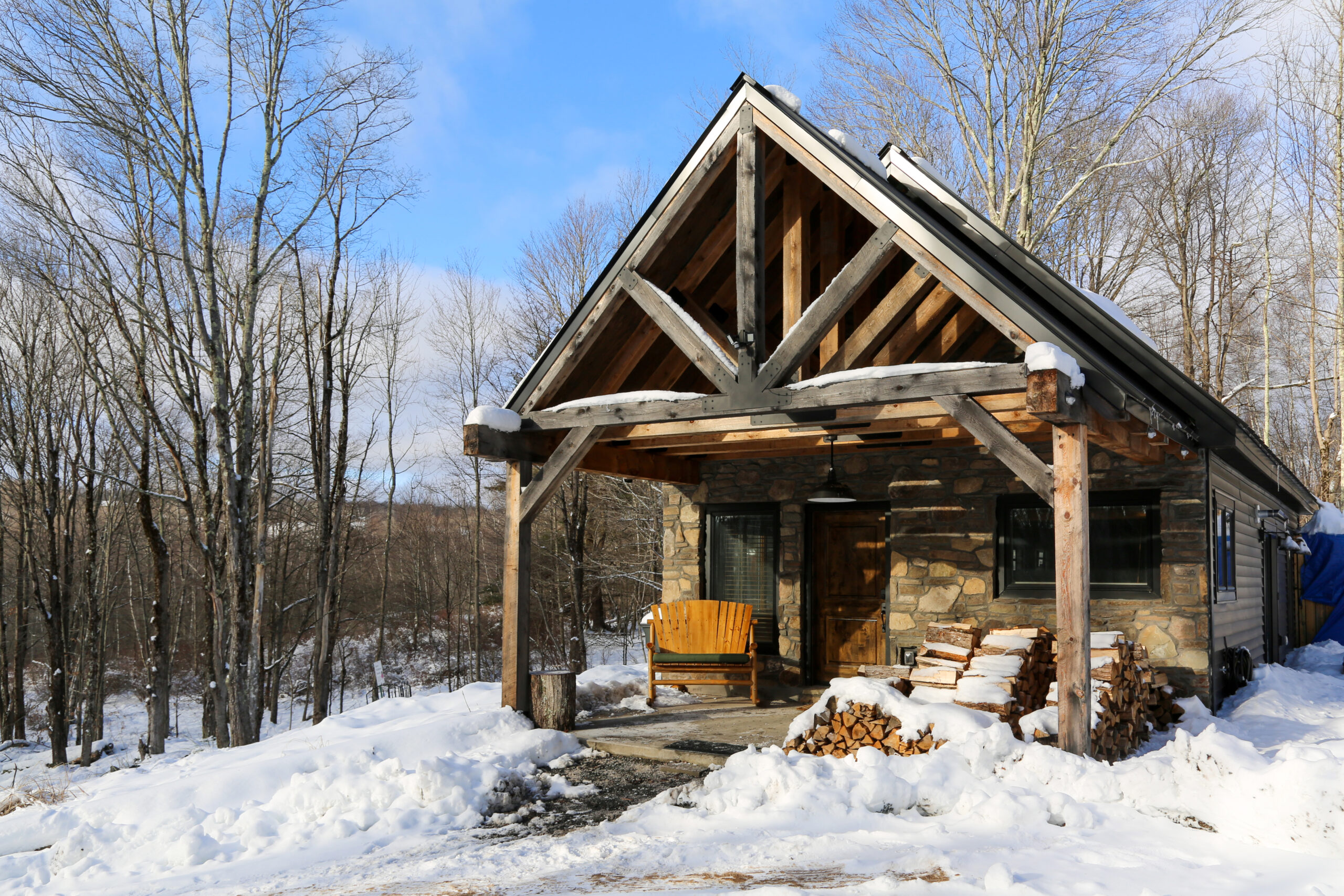 ESCAPE BROOKLYN DeBruce Lodge in Livingston Manor, NY