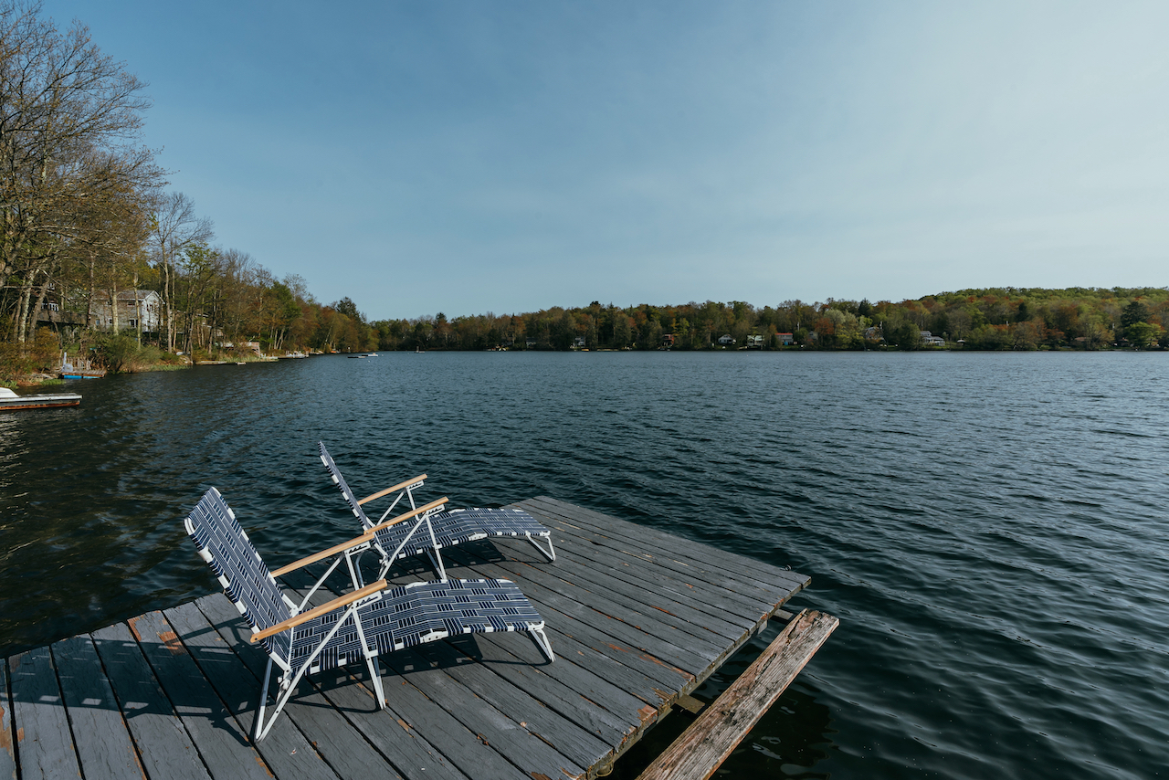 ESCAPE BROOKLYN Midcentury Cottage on Anawanda Lake, Roscoe, NY