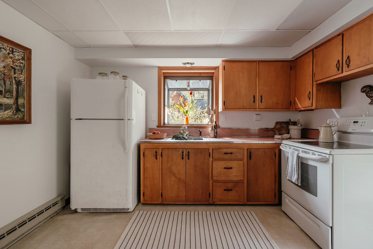 ESCAPE BROOKLYN Midcentury Cottage on Anawanda Lake, Roscoe, NY