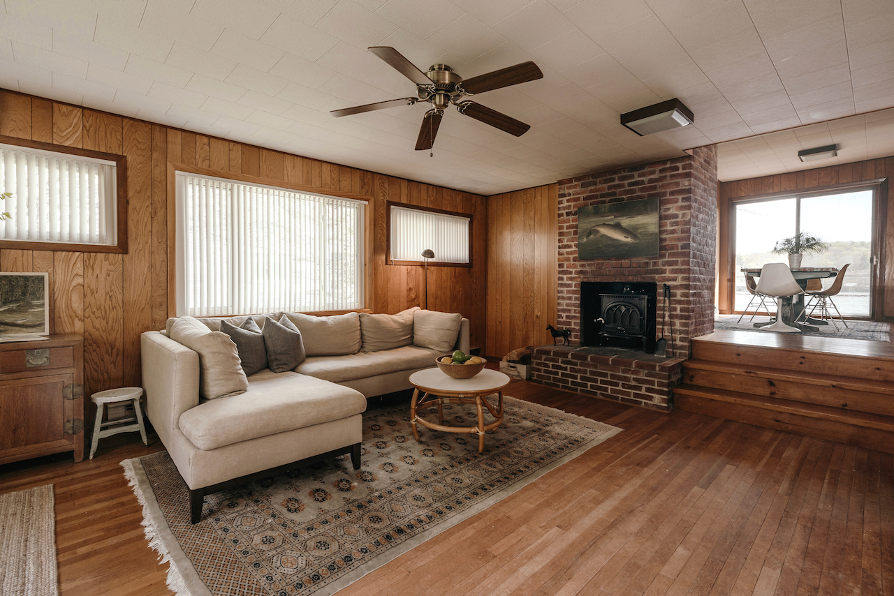 ESCAPE BROOKLYN Midcentury Cottage on Anawanda Lake, Roscoe, NY