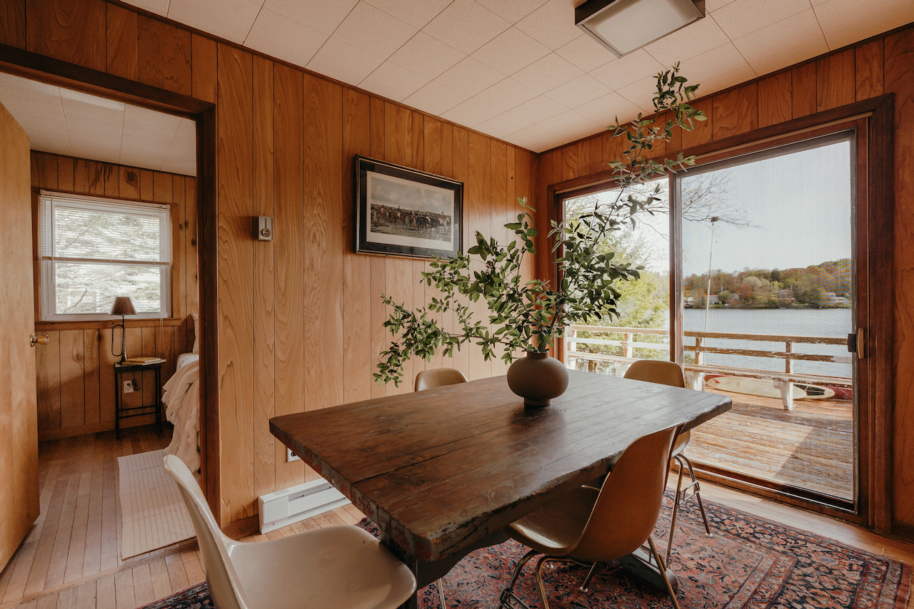 ESCAPE BROOKLYN Midcentury Cottage on Anawanda Lake, Roscoe, NY