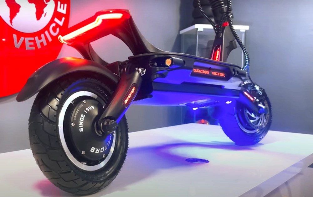 Dualtron Victor Luxury Review [My Experience] - EScooterNerds