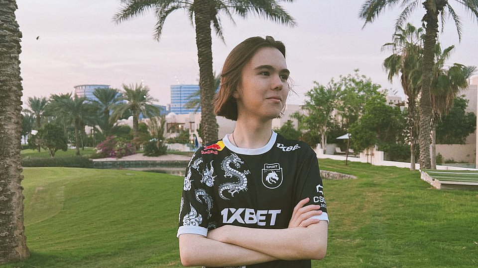 Video shows 12-year-old donk playing first LAN in his career — Escorenews