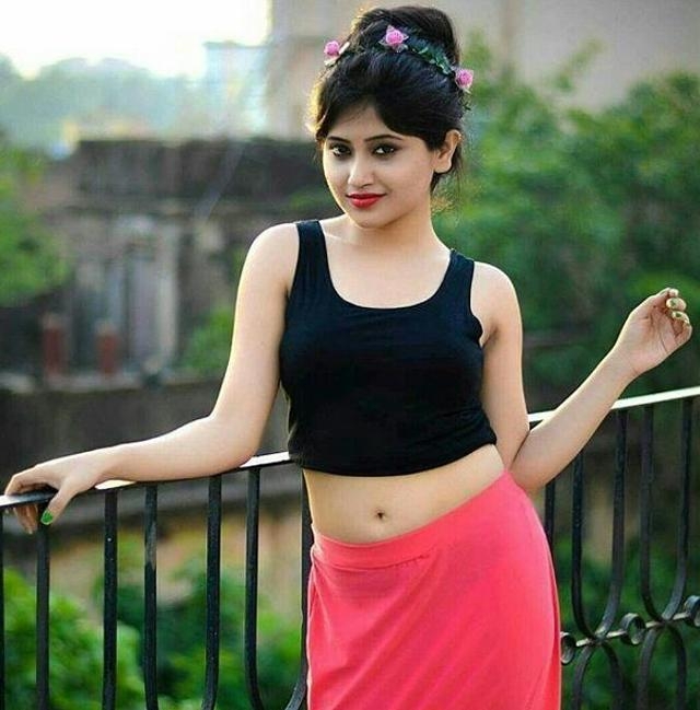 Hot model in kolkata, phone 7364851255, girl in LDA Colony